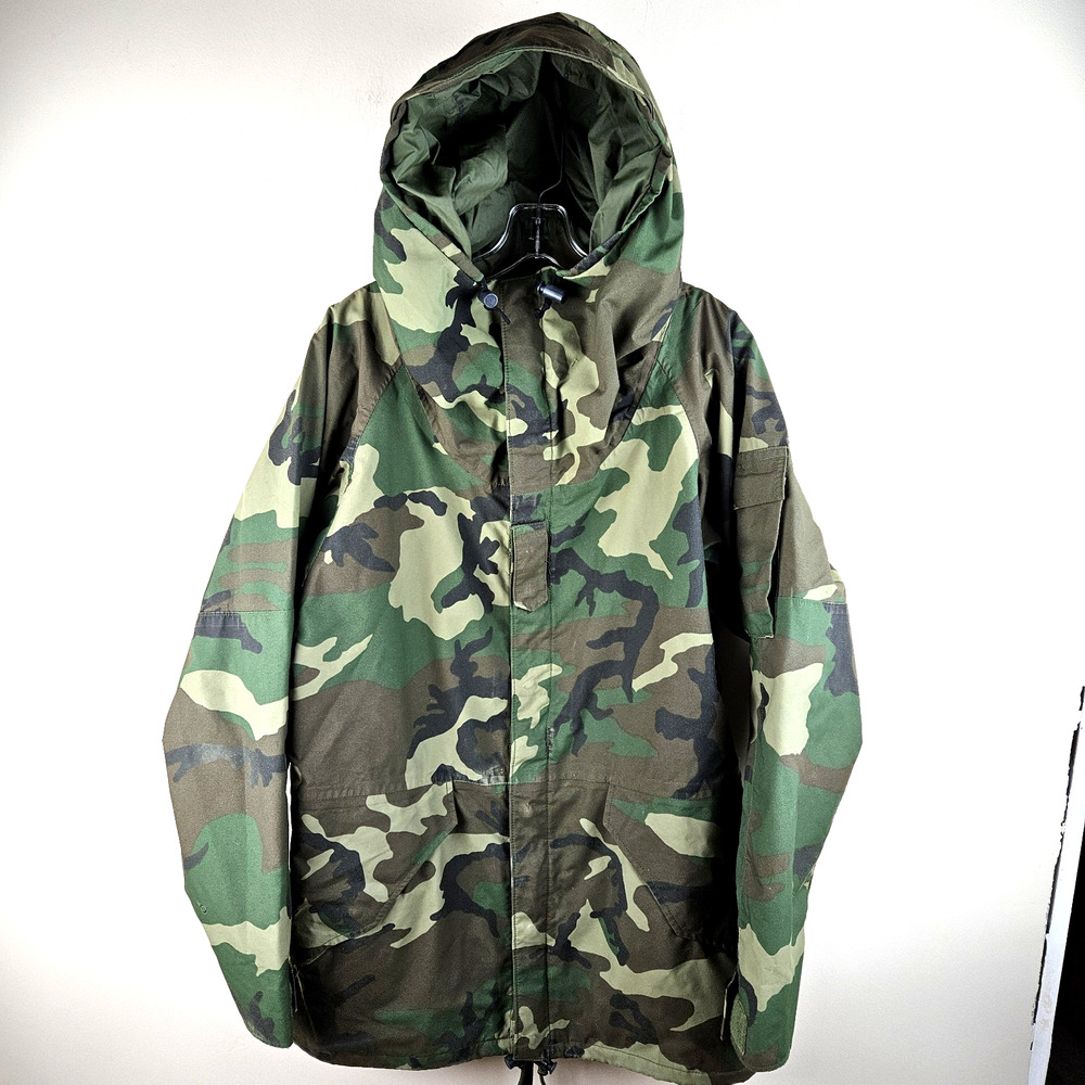 US Military Extended Cold Weather Parka Medium Long Woodland Camo Gore-Tex Alpha